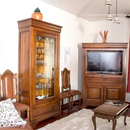 House With 3 Bedrooms In With Wonderful Mountain View Semesterbostad