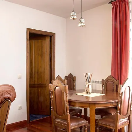 House With 3 Bedrooms In With Wonderful Mountain View Semesterbostad *